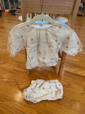 Quincy Mae Cream Baby Matching Set with Brown Star Print